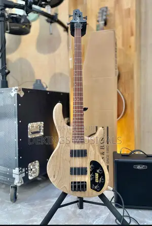 Cort Action Dlx As 4 Strings Bass Guitar - Active
