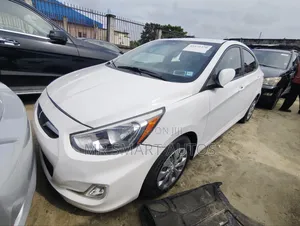Hyundai Accent SE Sedan 2016 White