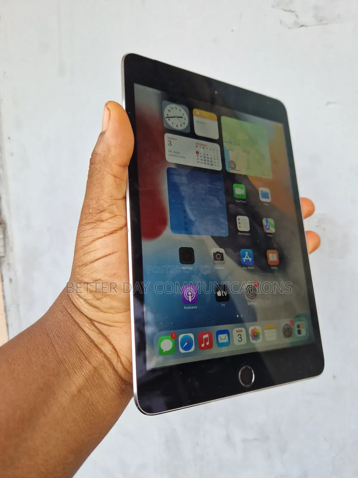 Apple iPad mini 4 64 GB Gray