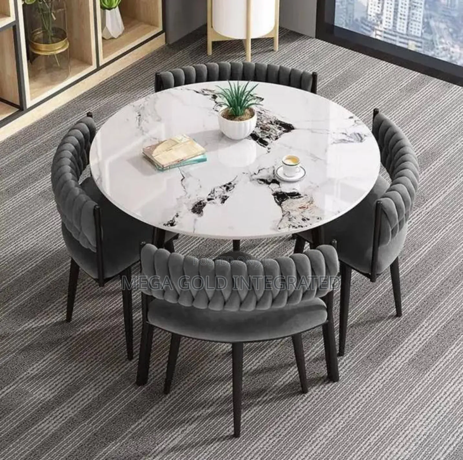 Round Dining Set