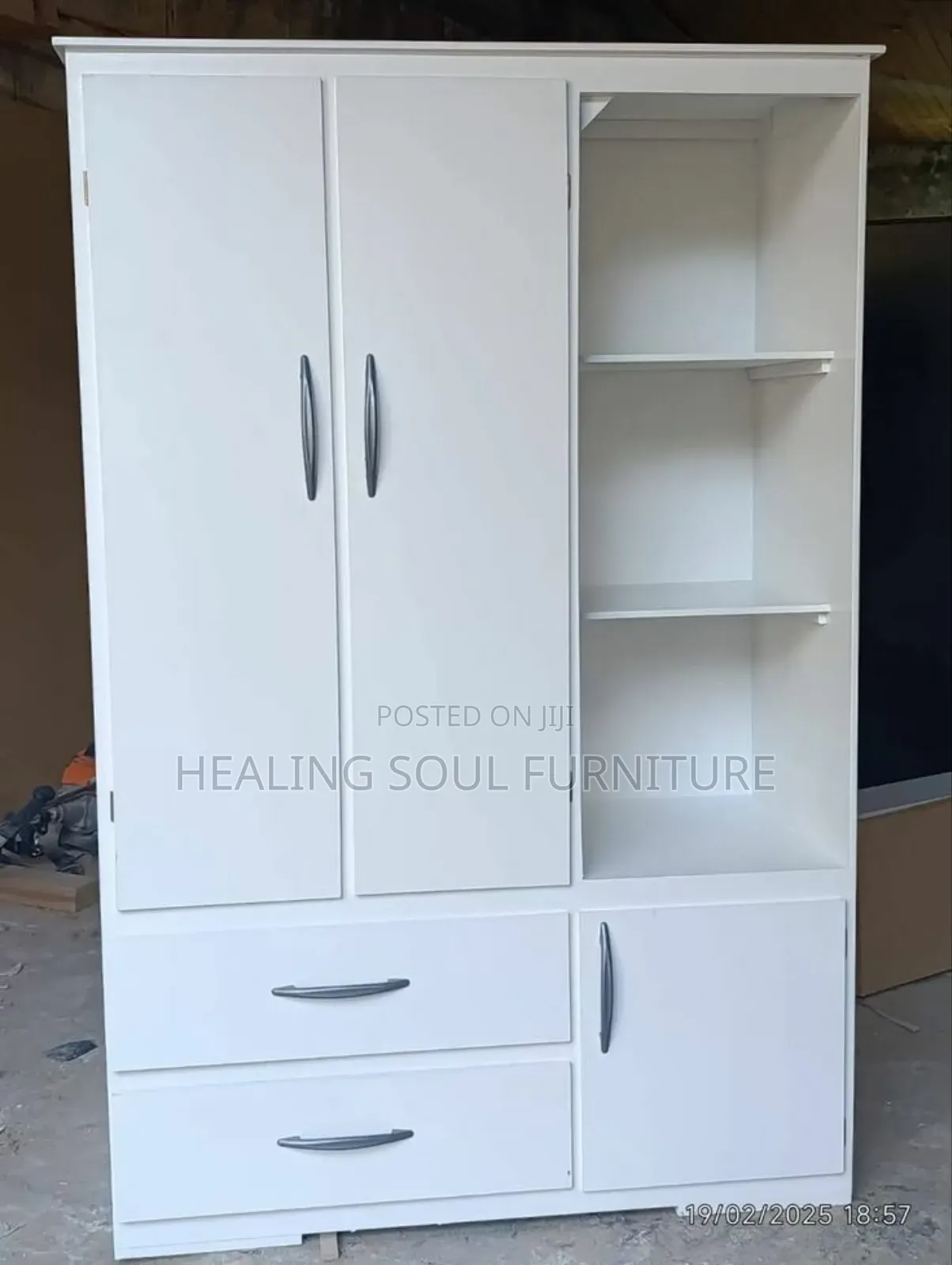 HDF Wardrobe