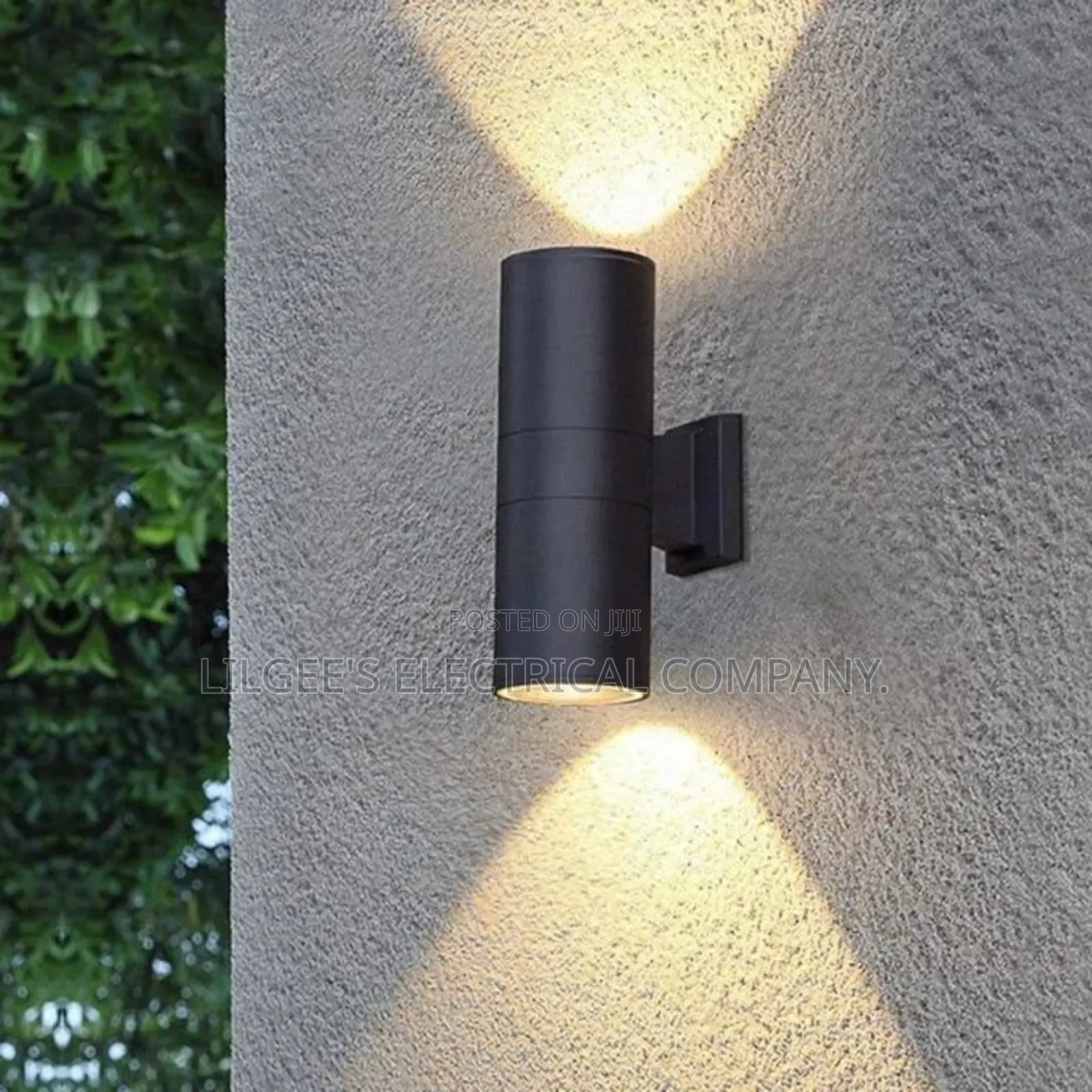Double Light Reflection Outdoor Light