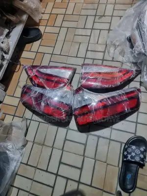 Complete Back Sienna 2019 Led