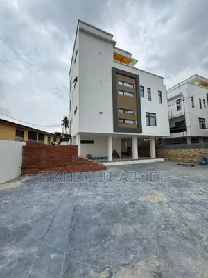 5bdrm Duplex in Inside An Estate, Anthony Village for sale