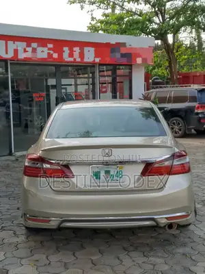 Honda Accord Sport 4dr Sedan (2.4L 4cyl CVT) 2014 Orange