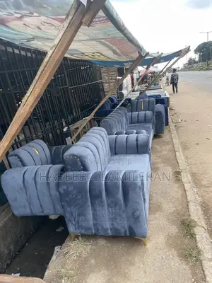 Good Full Set of Couch
