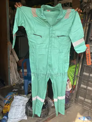 Green Durable Safety Coverall With Reflector