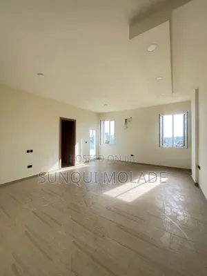 3bdrm Apartment in Victoria Island for rent