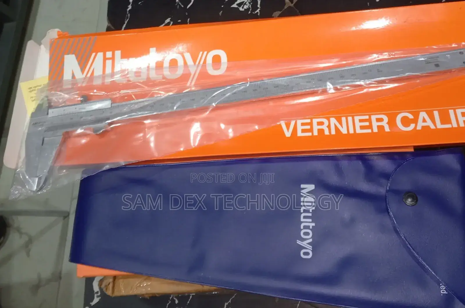 12" ( 0-300mm )Mitutoyo Analogue Caliper