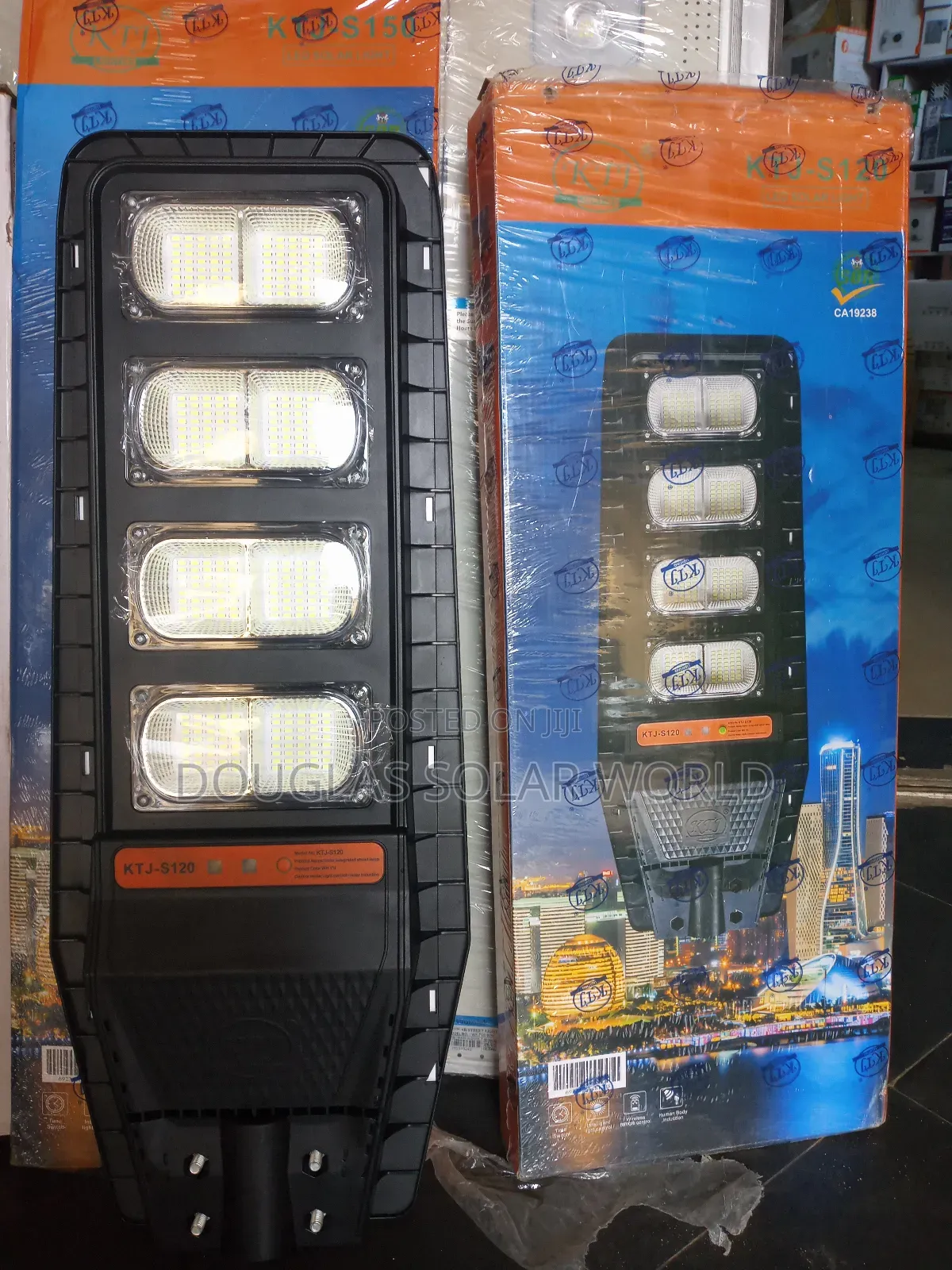 KTJ 8 Eyes Solar Plastic Light 800w