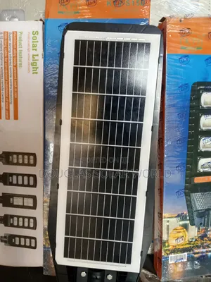 KTJ 8 Eyes Solar Plastic Light 800w