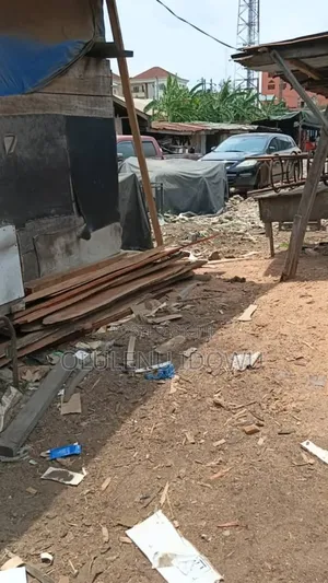 Land for Sale at Yaba Lagos,With C of O
