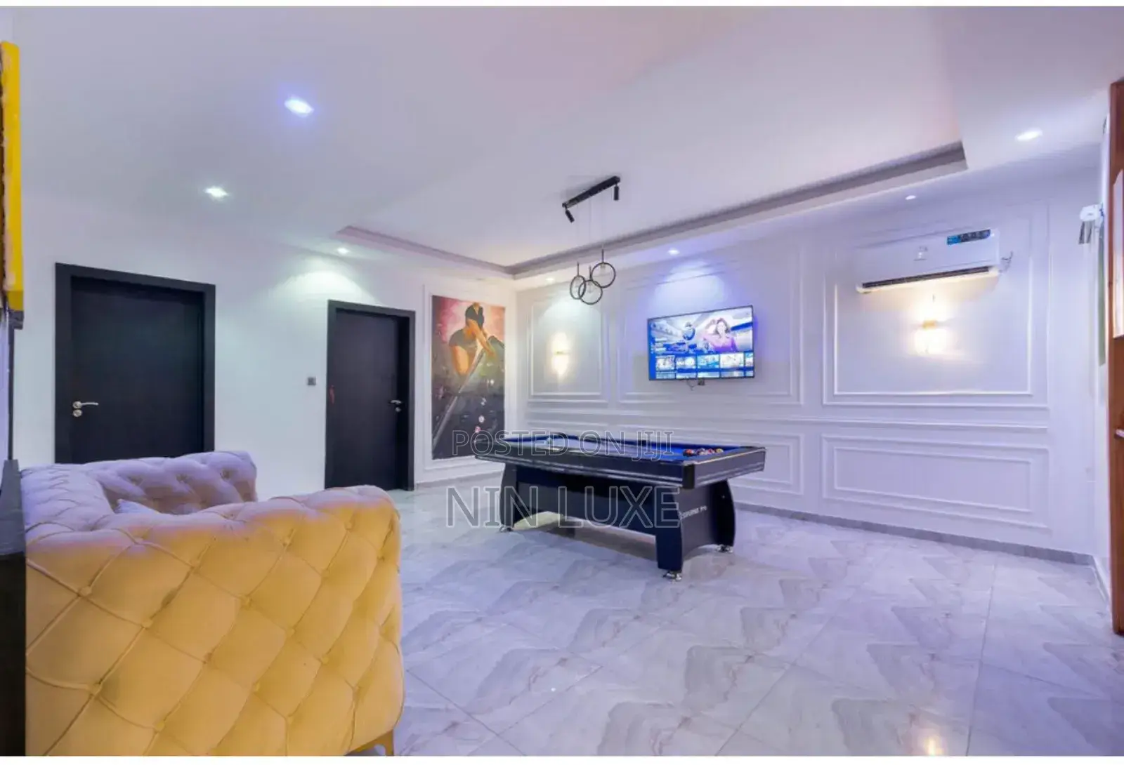 3 Bedroom Luxerious Serviced Apartment
