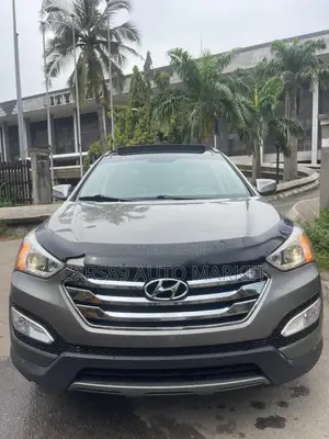 Hyundai Santa Fe 2015 Gray