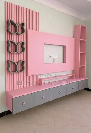 Tv Stand for Ur Baby