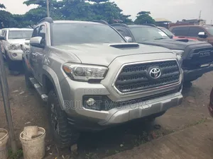 Toyota Tacoma 4dr Double Cab 2016 Gray