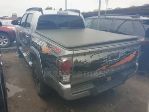 Toyota Tacoma 4dr Double Cab 2016 Gray