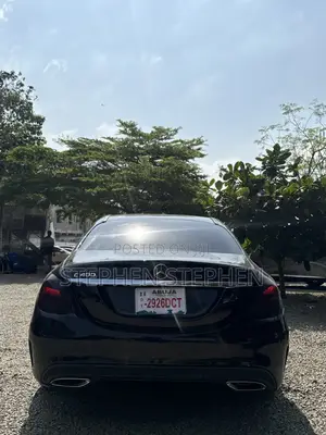 Mercedes-Benz C400 2016 Black