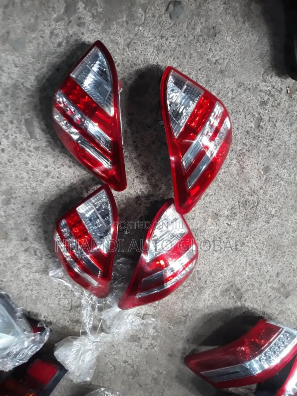 Rear Light Toyota Rav4 2010 Model Set