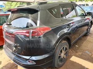 Toyota RAV4 2016 Gray