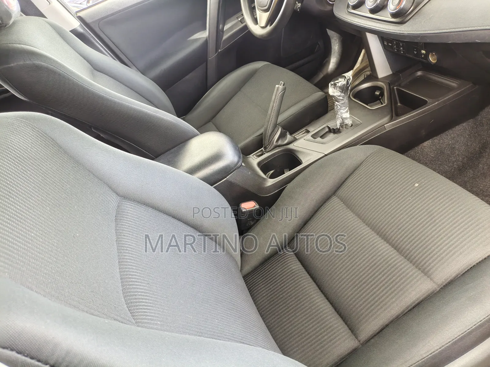 Toyota RAV4 2016 Gray