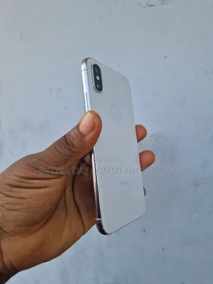Apple iPhone XS 64 GB White