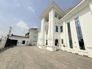 9bdrm Mansion in Guzape District for sale