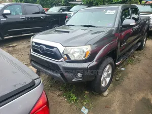 Toyota Tacoma 4dr Double Cab 5.0 ft. SB (2.7L 4cyl 4A) 2014 Gray