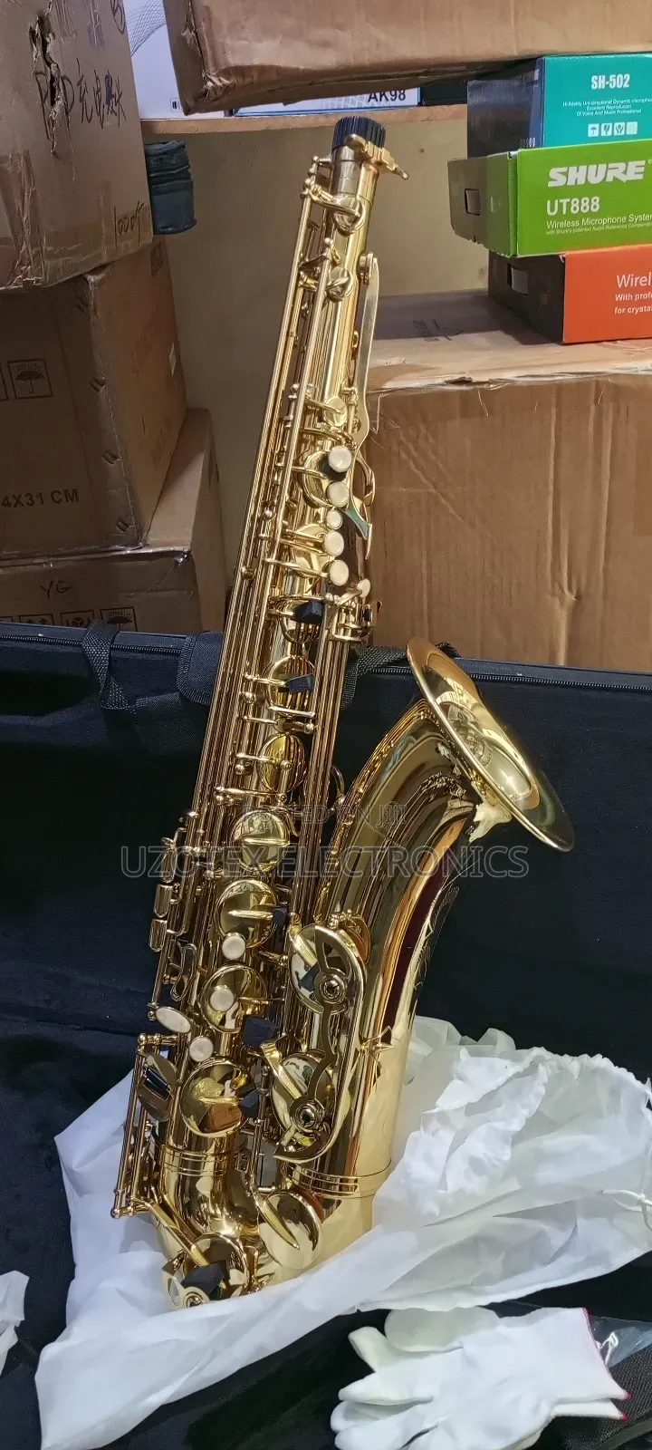 Yamaha Gold Tenor Saxophone