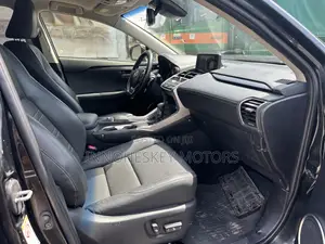 Lexus NX 300 FWD 2018 Black
