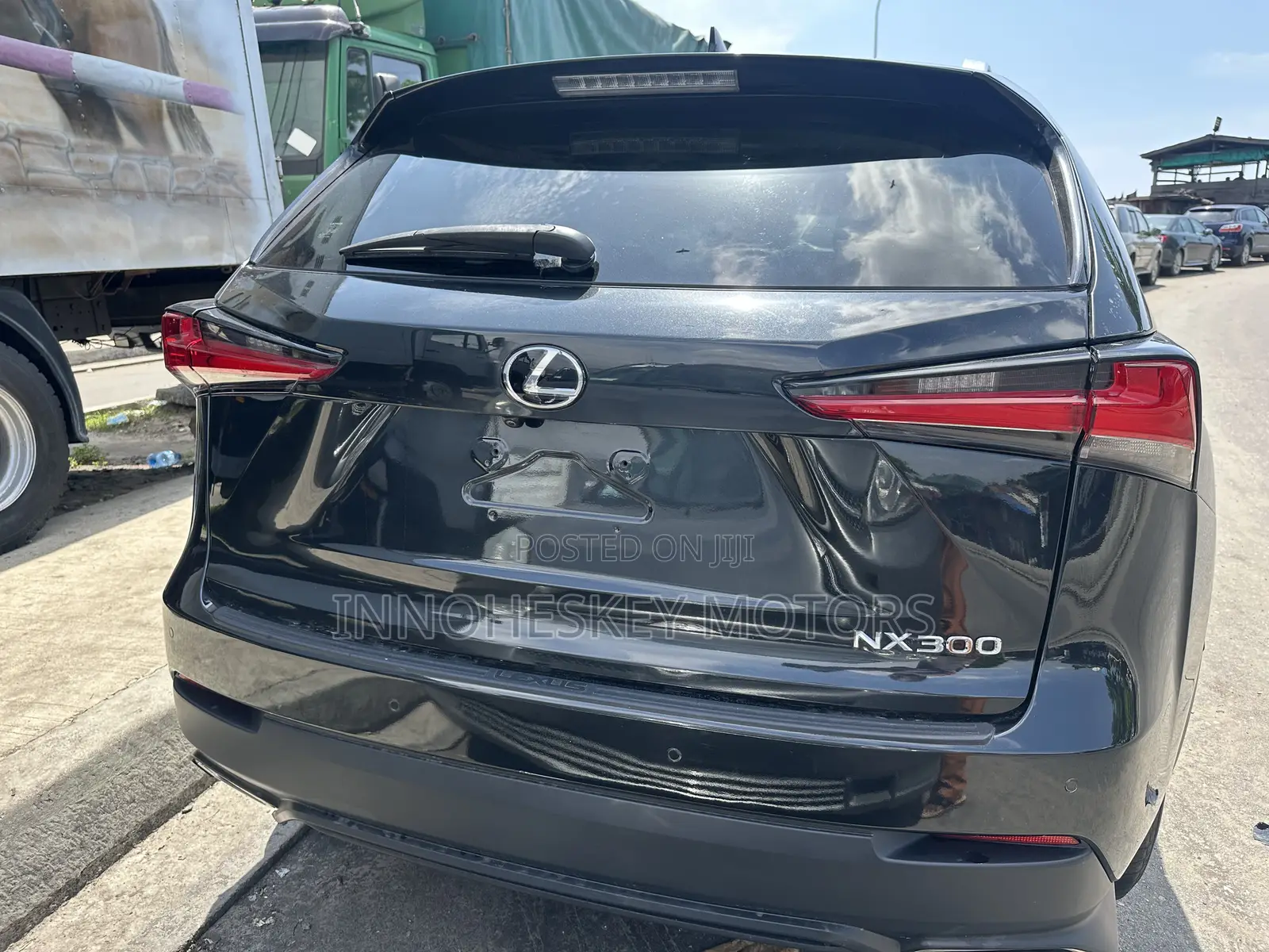 Lexus NX 300 FWD 2018 Black