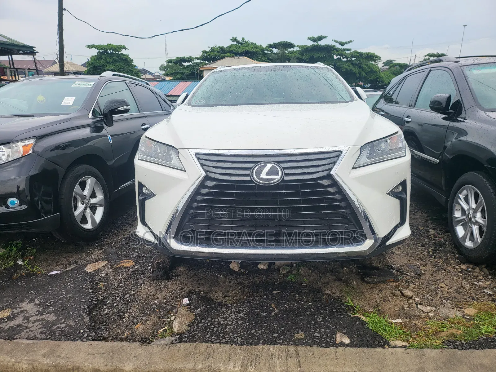 Lexus RX 350 FWD 2017 White