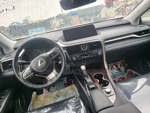 Lexus RX 350 FWD 2017 White
