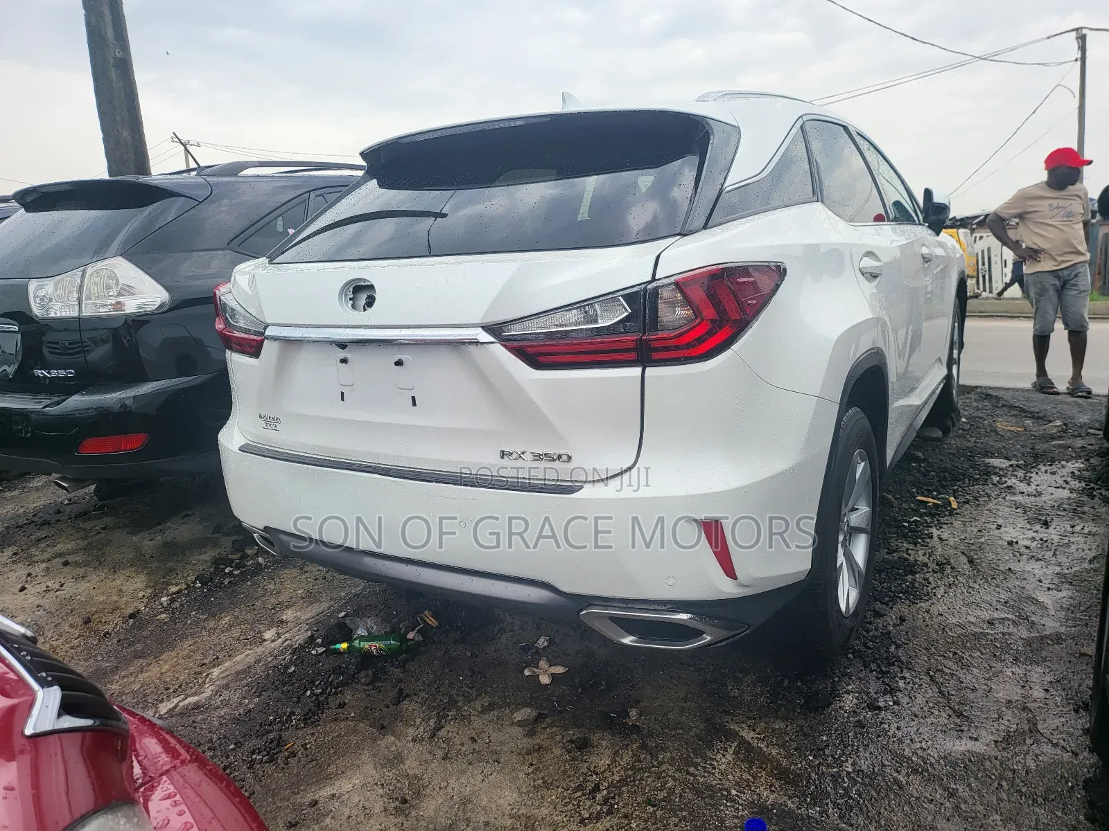 Lexus RX 350 FWD 2017 White