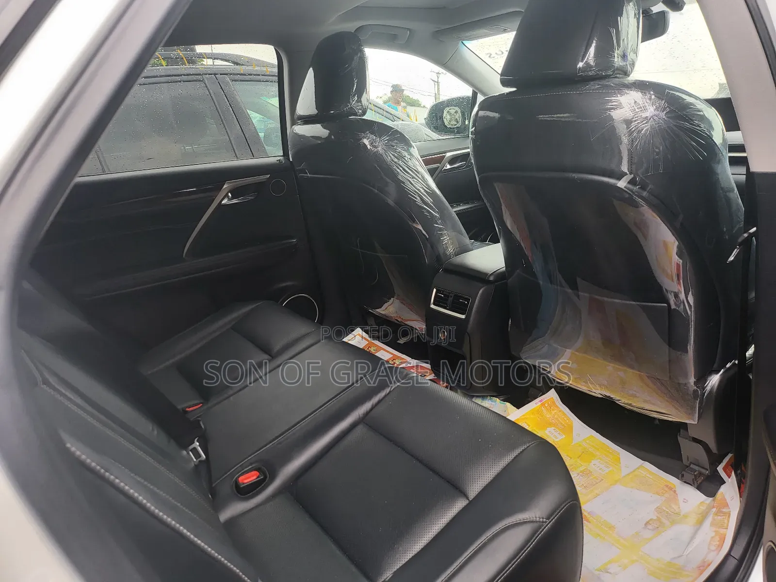 Lexus RX 350 FWD 2017 White