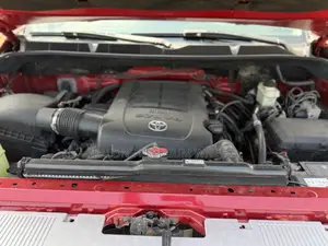 Toyota Tundra SR5 FFV 4dr Double Cab 4WD SB (5.7L 8cyl 6A) 2014 Red