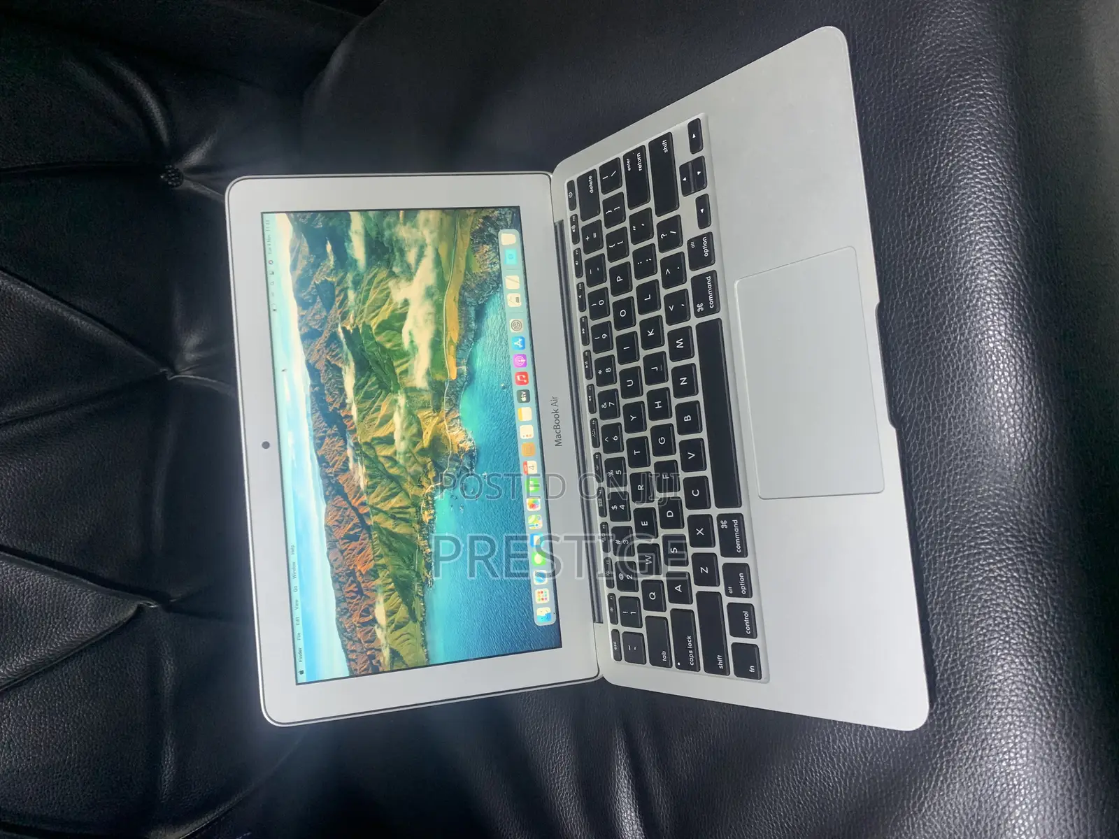 Laptop Apple MacBook Air 2015 4GB Intel Core i5 SSD 128GB