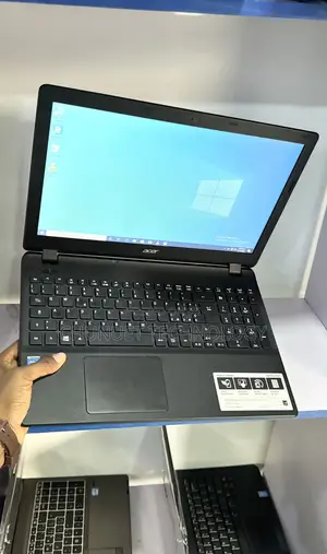 Laptop Acer Aspire ES1-512 4GB Intel Pentium HDD 320GB