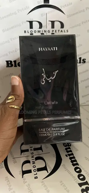 Hayaati Black