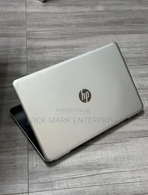 Laptop HP Pavilion 15 8GB AMD SSD 256GB