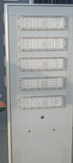 80watts Superflux All In One Solar Street Light