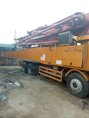 Izuzu Concrete Pump Truck
