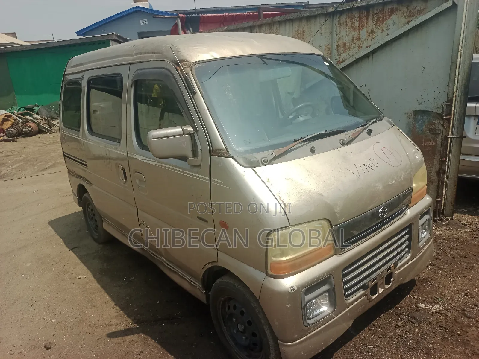 Suzuki Every 2010 Gold