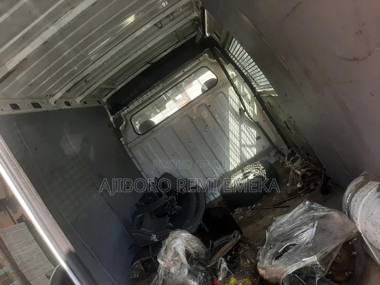 Nissan Caravan (Urvan) 2006 White