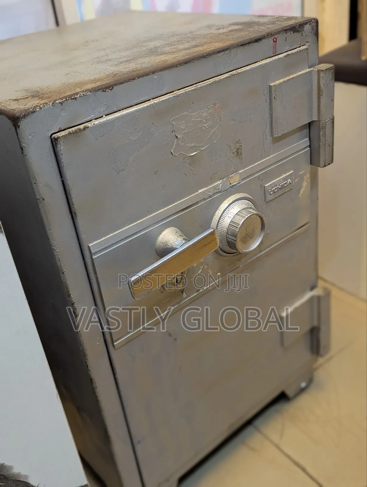 Uchida Safe