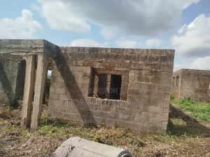 4 Bedroom Flat