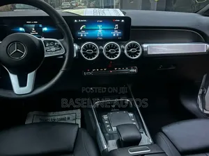 Mercedes-Benz GLB-Class 2021 Gray