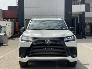 Lexus LX 600 2023 White