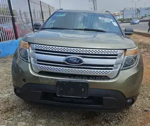 Ford Explorer XLT 4dr 4x4 (3.5L 6cyl 6A) 2013 Green