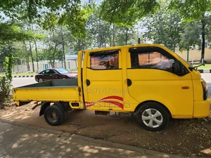 Hyundai Porter Ii 2013 Yellow